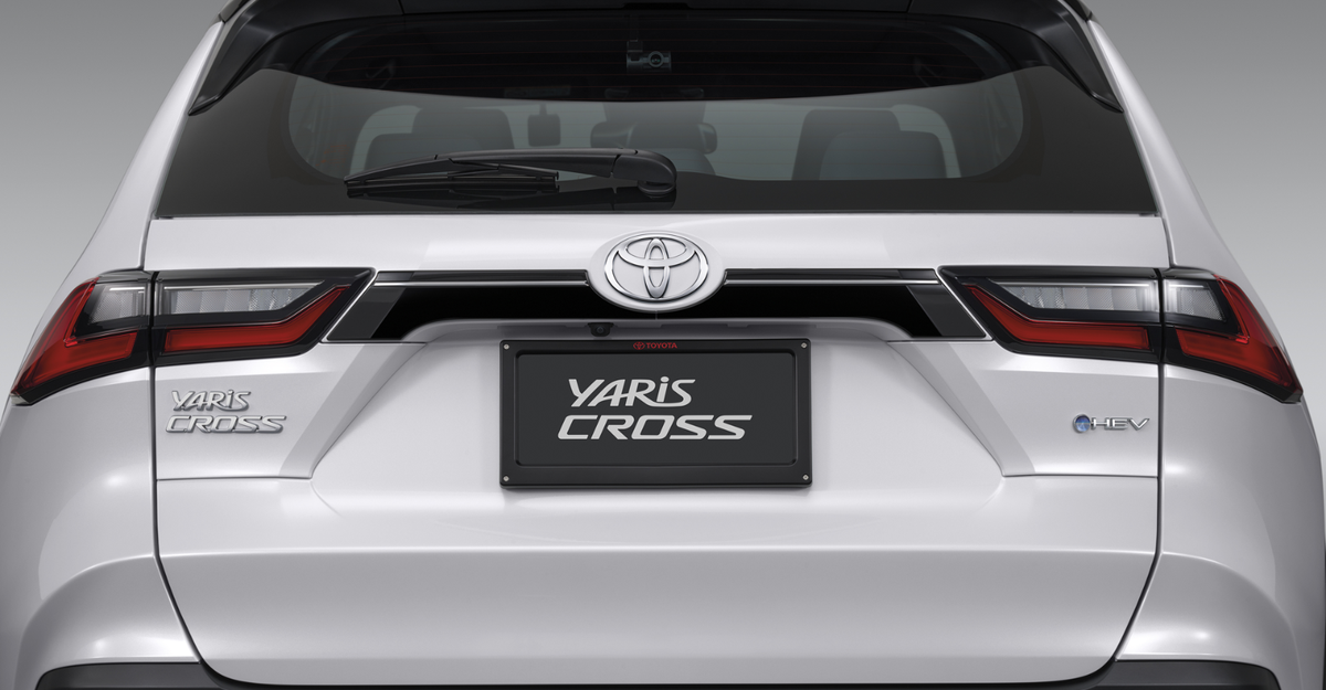 23-25 Genuine TOYOTA New YARIS CROSS Back Door Garnish Black Piano