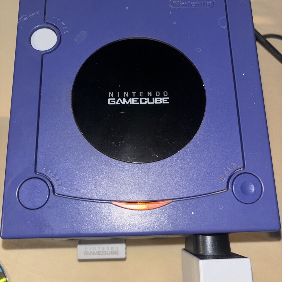 GameCube Console, Controller, Super Mario Sunshine Disc, Reciever