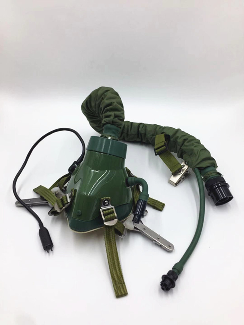 Collection Surplus China air force fighter pilot YM 9915G OXYGEN