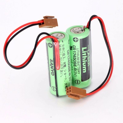 10PCS Sanyo batterie 3 V 2200 mAh CR17450SE-R avec Plug