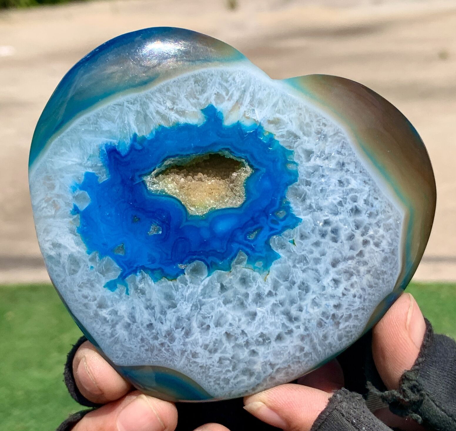 75G Natural Blue Agate Amethyst Crystal Heart Healing Stone Geode