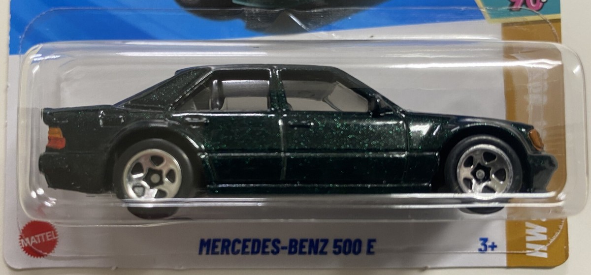 Hot Wheels Mercedes-Benz 500 E HW '70s Vs. '90s 52/250 (Lot of 2