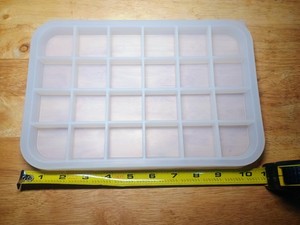 White Silicone Flexible Ice Cube Tray, 24-Cube Rectangle Mold 10 x 7 in