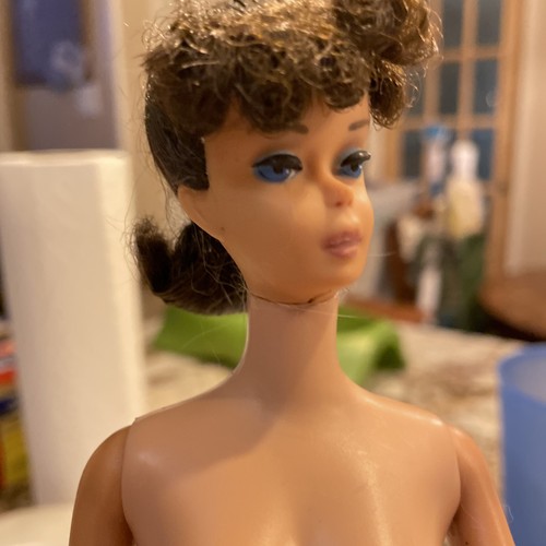 Vintage Barbie Brunette Ponytail #5 Doll W/ Red Swimsuit - Picture 2 of 17