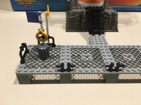 2008 Lego City 7739 Coast Guard Patrol Boat & Tower Complete Box + Instructions