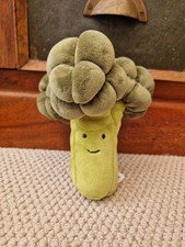 Jellycat Vivacious Broccoli