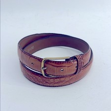 Vintage Made In The USA gator Embossed Cowhide Leather belt