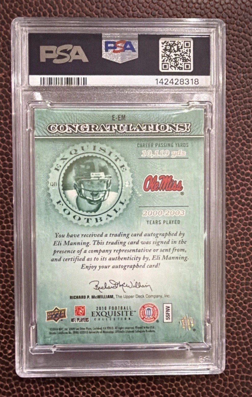 2010 UD EXQUISITE ENDORSEMENTS ELI MANNING ON CARD AUTO SSP /10 10/10 PSA 8 view 4