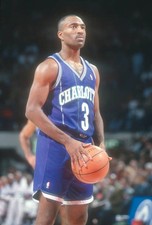 Hersey Hawkins Charlotte Hornets stands at the line to shoot a fou- Old Photo 2
