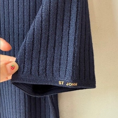 St. John Medium Midnight Blue Ribbed Short Sleeve Sweater Tee