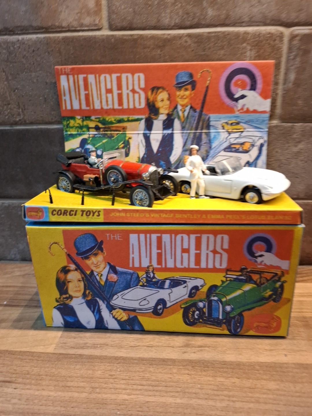 Corgi Toys Avengers Gift Set 40 コーギーミニカー Corgi Gift Set 40 GS 40 the Avengers Gift Set All Original Set