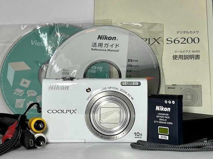 Nikon COOLPIX S6200 Digital Camera Natural White with