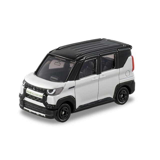 Takara Tomy / Tomica Mitsubishi Delica Mini Chamonix Package