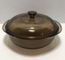 Vintage Pyrex Amber Brown 1.5L Casserole Dish with Lid 623-C