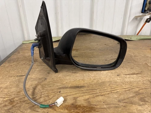 2006 - 2011 TOYOTA YARIS RIGHT PASSENGER SIDE VIEW MIRROR POWER OEM