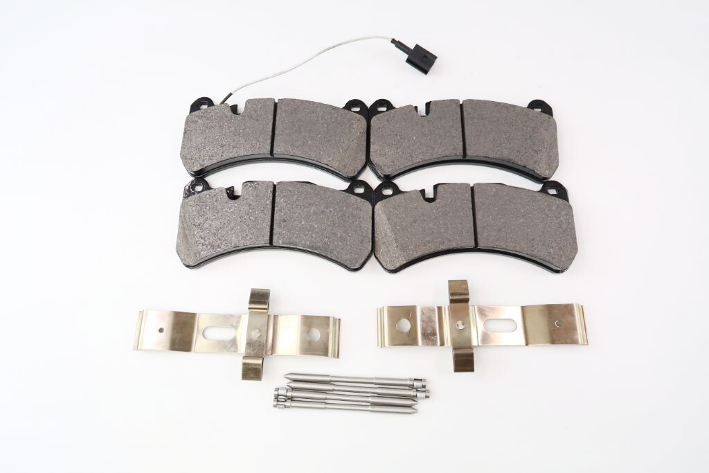 Maserati Ghibli Modena Quattroporte front brake pads & rotors 2022 -  2024 #1728