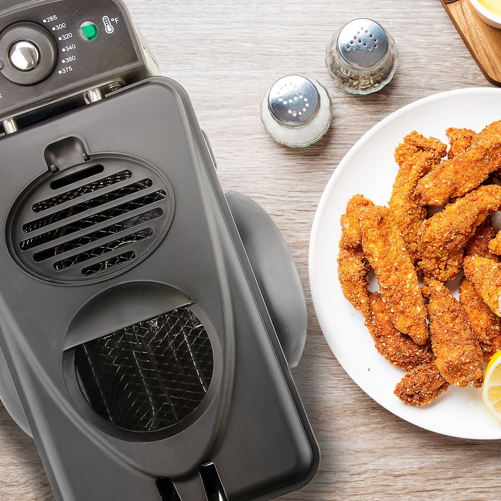 Electric Deep Fryer 2 Liter Capacity, Viewing Window and Odor Filter,New Silver