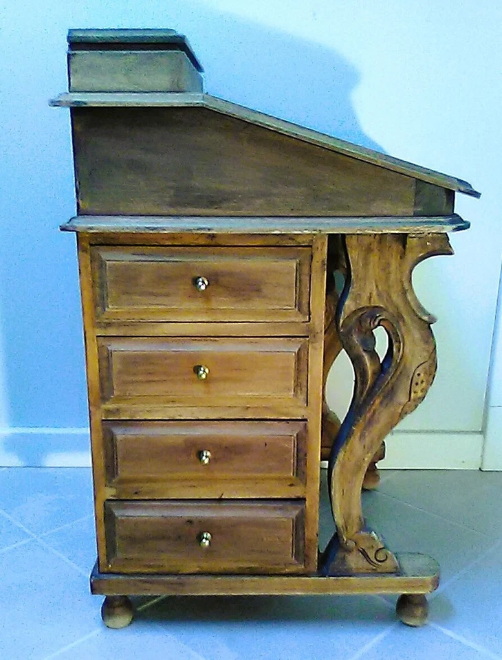 Escritorio antiguo de capitanes de Davenport Foto 2 de 4