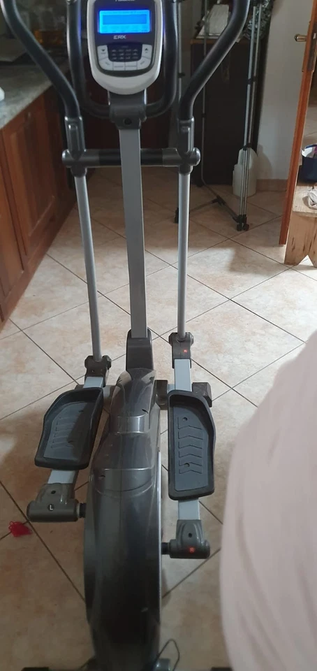 Toorx Ellittica Erx-90 Hrc Elettromagnetica  Nero provato una volta  - Immagine 2 di 4