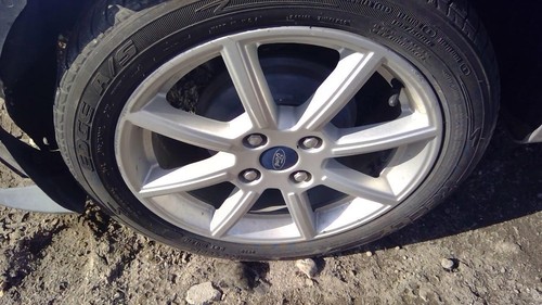 Used Wheel fits: 2019 Ford Fiesta 16x6-1/2 8 spoke painted silver Grade C