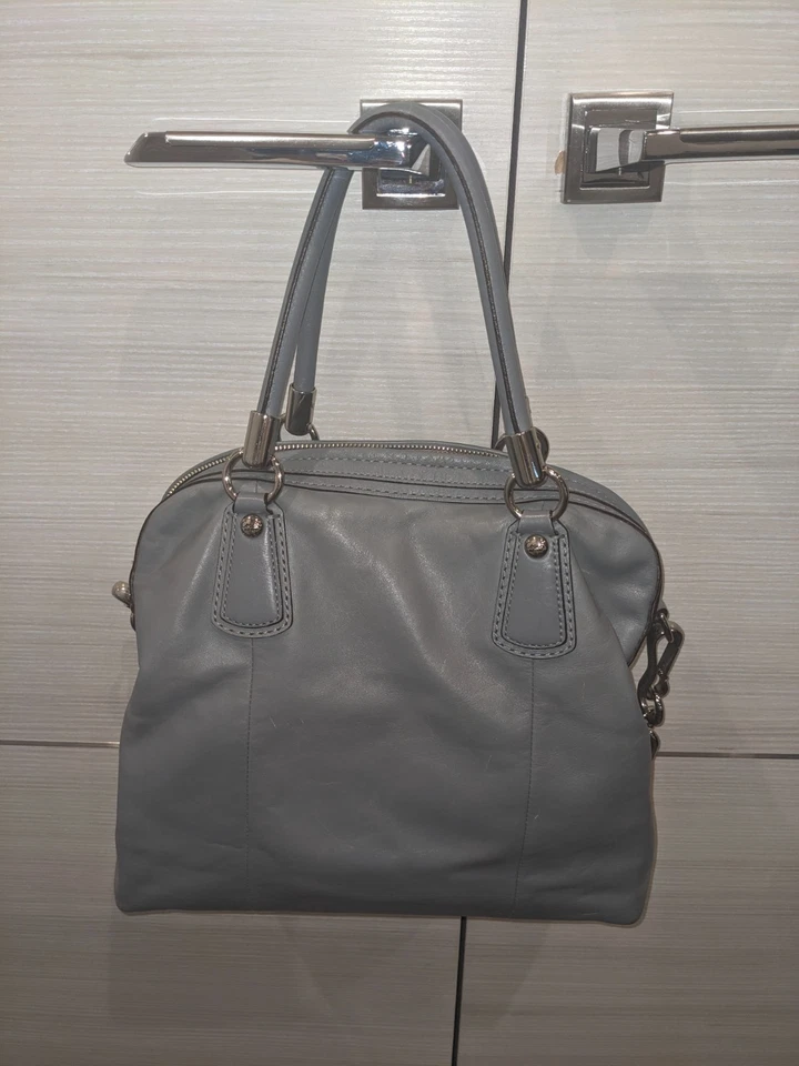 Bolsa tote/bolsa de ombro/transversal de couro autêntica Coach plissada Kristin usada. - Imagem 4 de 4