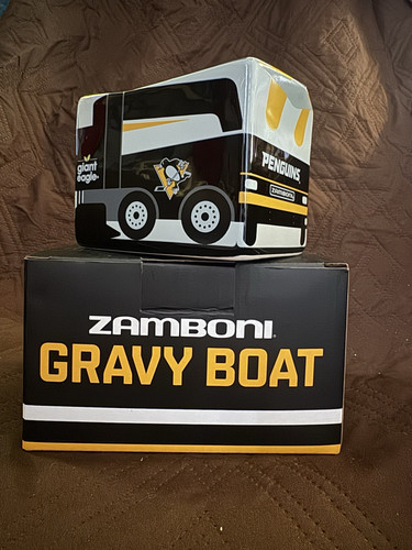 PITTSBURGH PENGUINS Zamboni Gravy Boat SGA new in box 11/23/24 ONLY 7500 MADE