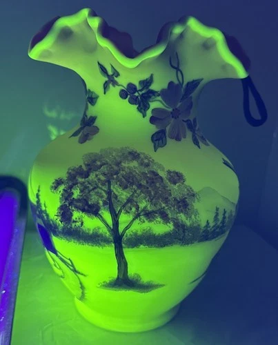 Fenton Burmese Vase, Pink, Signed, Without Box, Stunning! It Glows! (Box7)