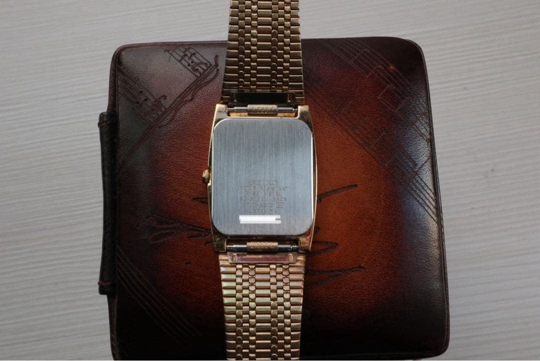 Seiko Galaxy Rectangular Watch Champagne Dial Use… - image 8