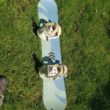 Airwalk Snowboard Burton Bindings 137cm All Mountain Freestyle Good Shape