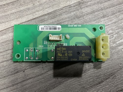 APC 640-3081 rev3 small Circuit board #310Z76