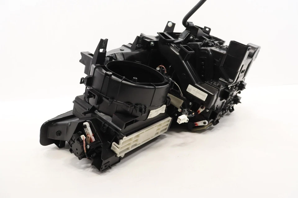 2022 - 2023 INFINITI QX60 FRONT A/C HEATER BLOWER HOUSING BOX OEM 272006SA0A - Image 3 of 4