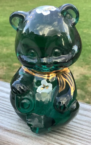 Fenton Art Glass Emerald Green Bear Figurine Hand Painted Artist Signed - lrc1