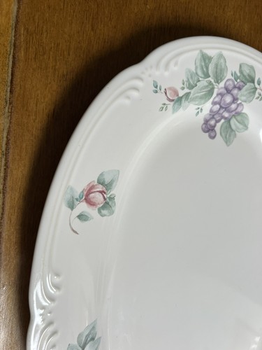 Pfaltzgraff Stoneware GRAPEVINE 14" Oval Serving Platter - Grapes/Roses - - Picture 5 of 13
