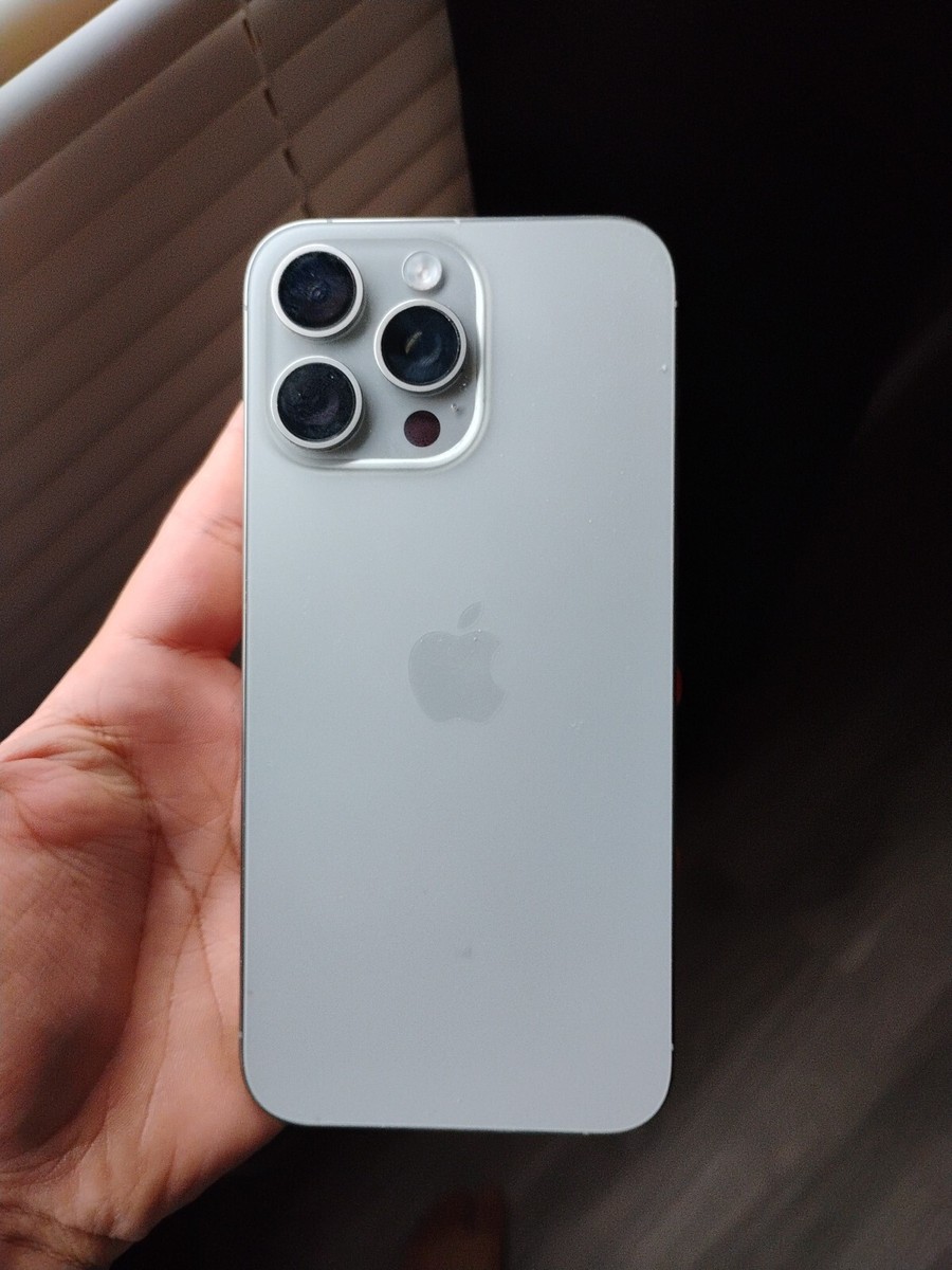 Apple iPhone 15 Pro Max - 256 GB - Natural Titanium (T