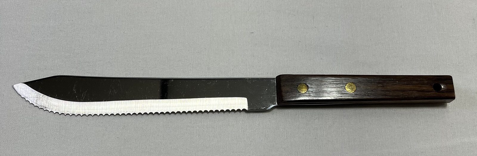Vintage Vernco Stainless Japan Walnut Handle Serrated Butcher Knife 61