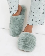 Madewell Women's Quilted Faux Fur Scuff Slippers In Mint Green Size 6