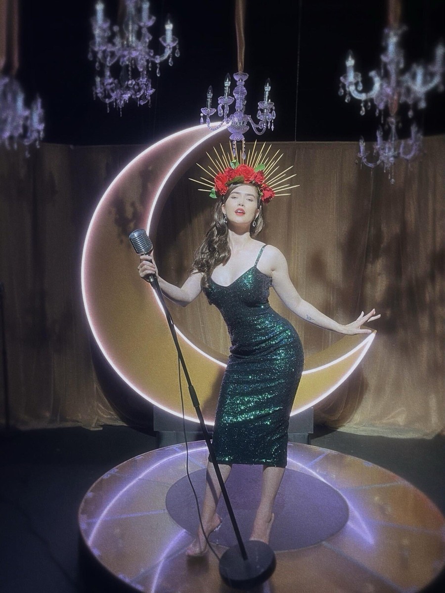 Vixen Micheline Pitt Glitz And Glamour Black xs Sequin Wiggle