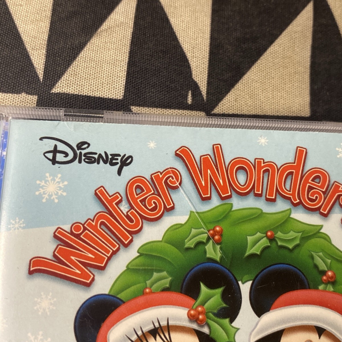 Disney Winter Wonderland Christmas Music 2010 Mickey CD Walt