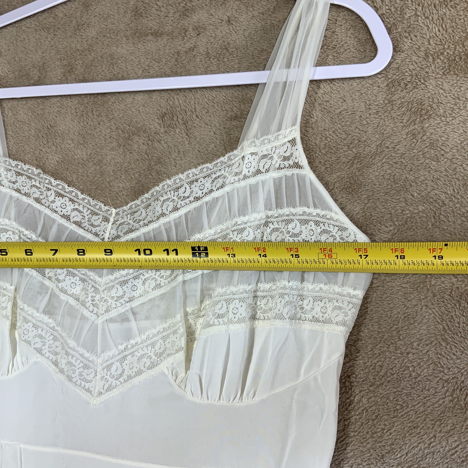 VTG Ivory Long Nylon Nightie Nightdress Sz 38 KAYSER Luxite Coquette Fairy Sexy