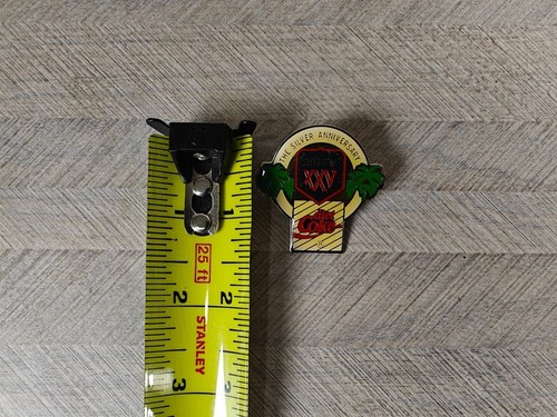Vintage Super Bowl XXV Silver Anniversary Diet Coke Metal Enamel Pin 1991 - Picture 4 of 4