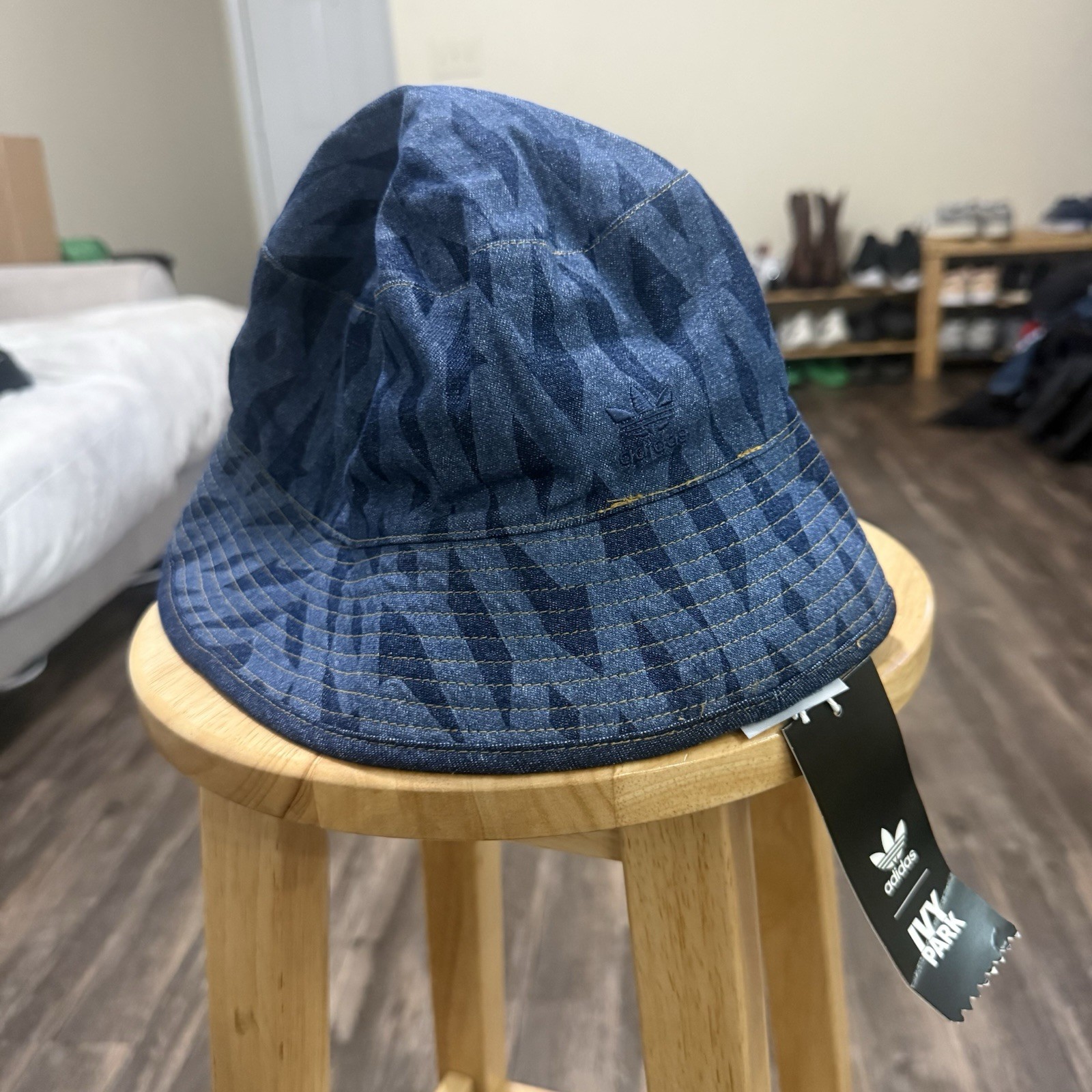 Seller photo, eBay