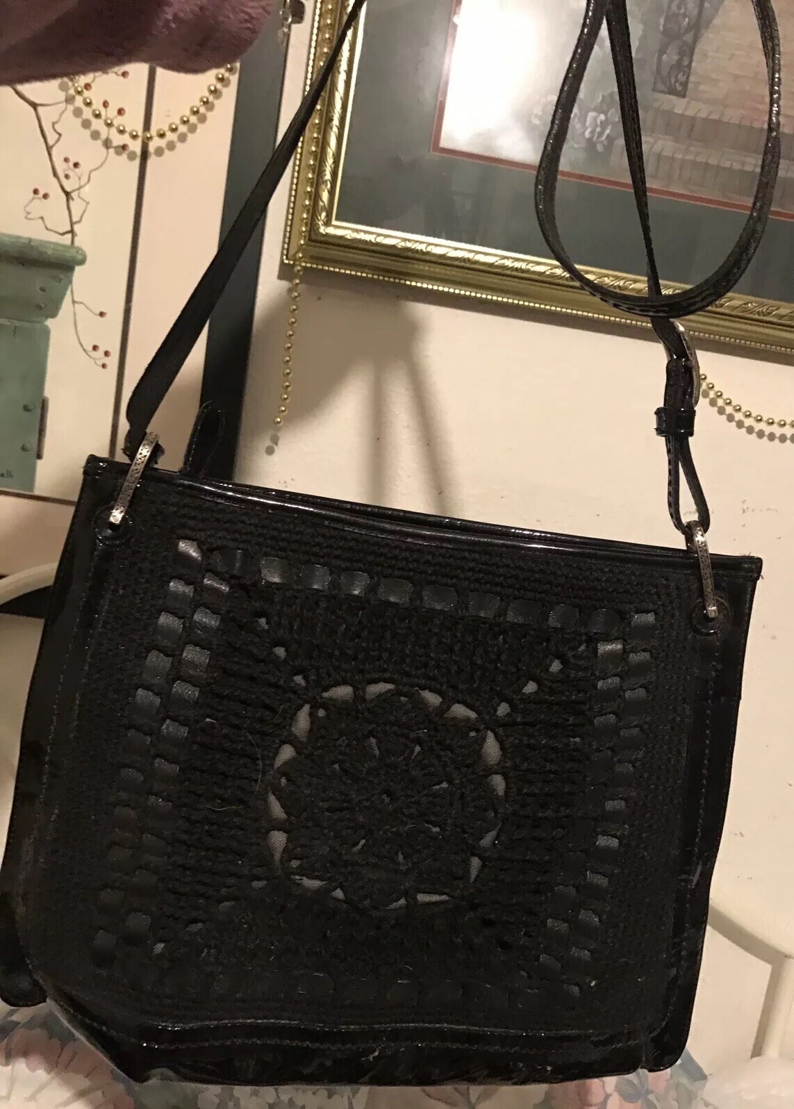 PONY BRIGHTON L.A. Borsa a tracolla hobo in pelle nera all'uncinetto slim Los Angeles