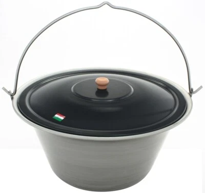 GRILLPLANET Gulaschkessel 30 Liter aus Eisen und Deckel emailliert Outdoor offenes Feuer ok