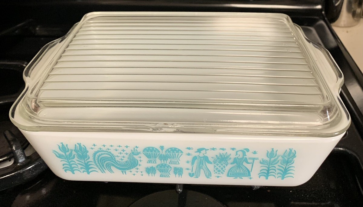 Vintage Pyrex Amish Butter Print Casserole Dish With Lid 1 1/2
