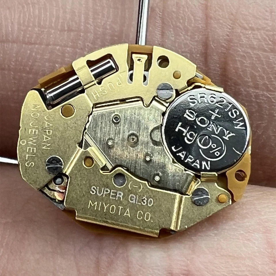 Miyota GL30 Japan movimento al quarzo prodotto in Giappone 3 lancette oro