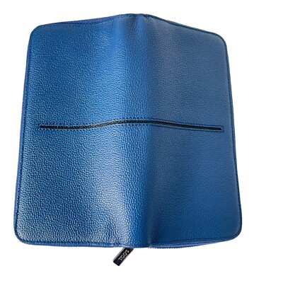 Tod's★素敵!Blue Zip Continental Wallet with Black T-panel Tod's Italy Blue Zip Continental Wallet Nuova Collection