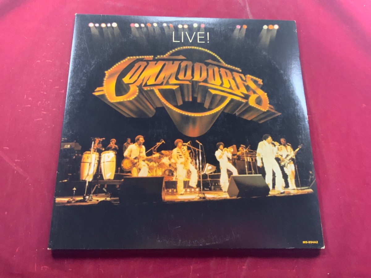 Z4-41 COMMODORES Live! - DOUBLE LP - GATEFOLD - MOTOWN - 1977 - M9