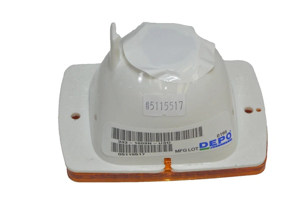 Conjunto de luces de estacionamiento delanteras ámbar OMIX Jeep Wrangler YJ 87-93 12405,10 Foto 3 de 4