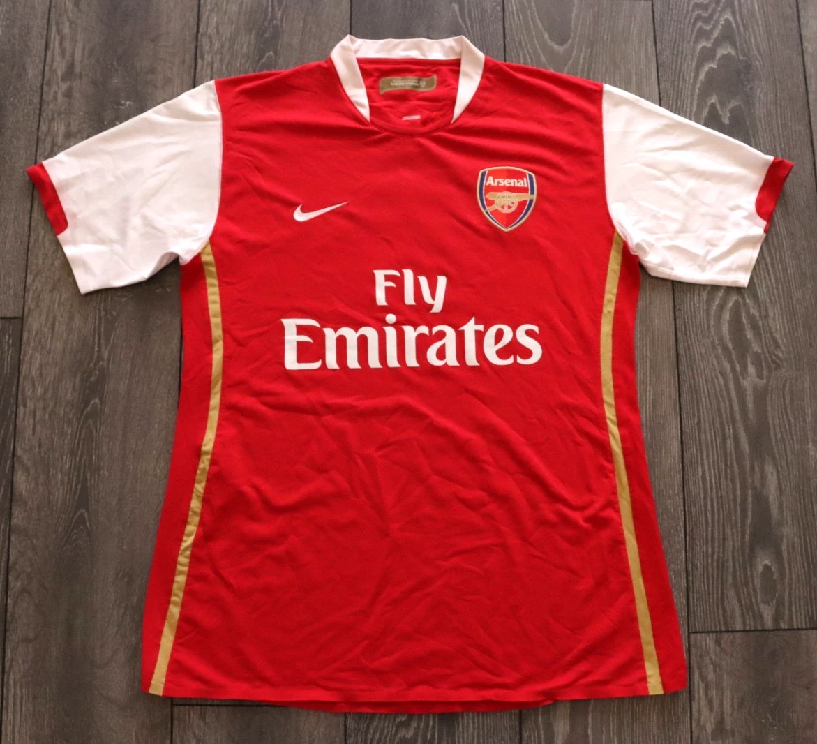 Preços baixos em Nike Arsenal Clube Internacional Camisas de