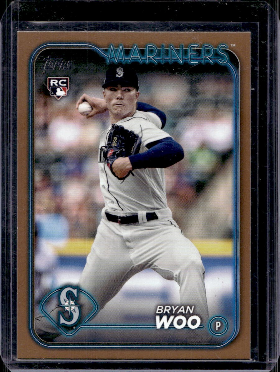 Bryan Woo 2024 Topps #12 Rookie Gold #0681/2024